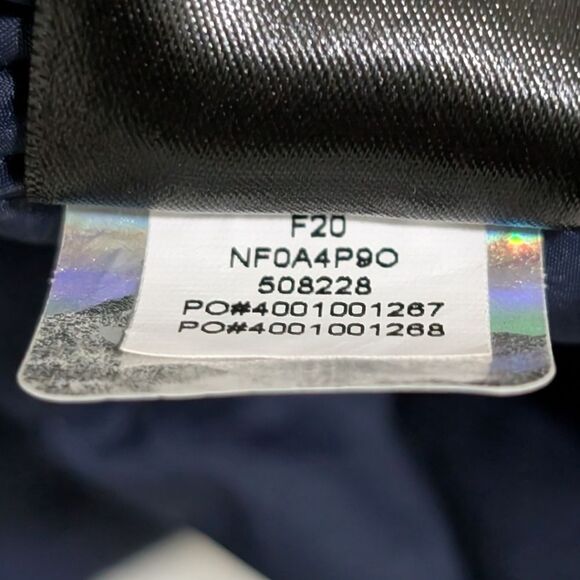 The North Face Youth M 10/12 Thermoball Eco Jacket - Navy Blue - Picture 9 of 10